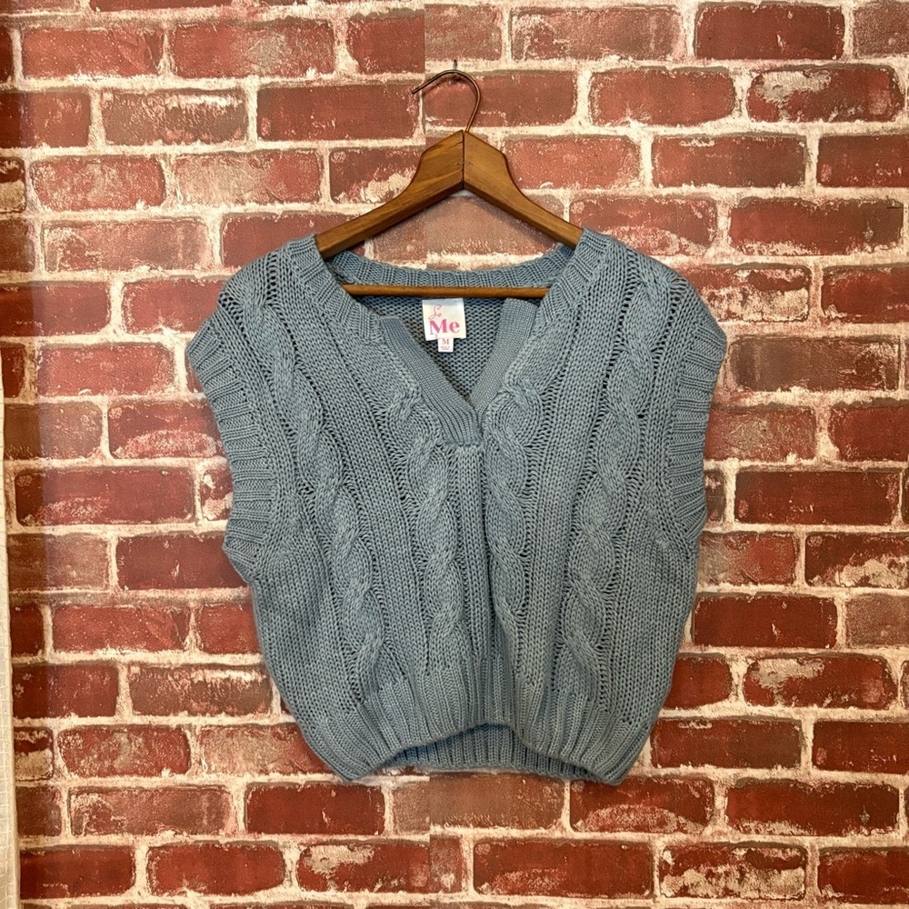 So Me Women's Gray V-Neck Sweater Vest